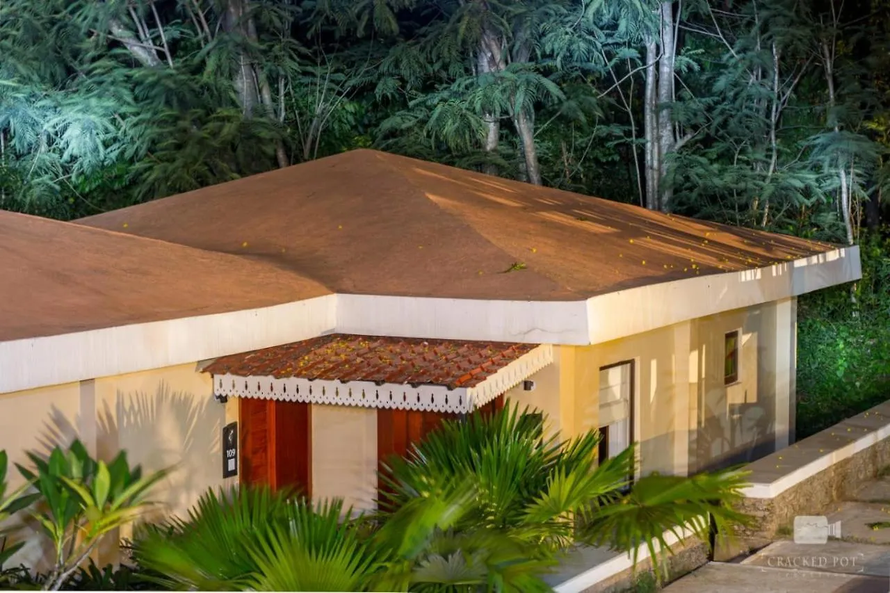 *** Maison d'hôtes Aranya Nivas Resort Bālidiha Inde