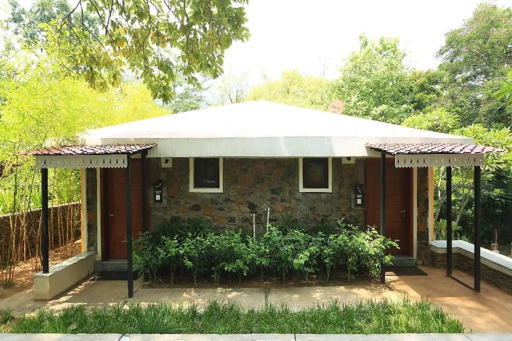 Lulung Aranya Nivas Resort Bālidiha 酒店