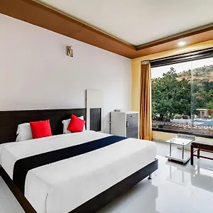 Resort Czar Palace Resort, Udaipur, Guman